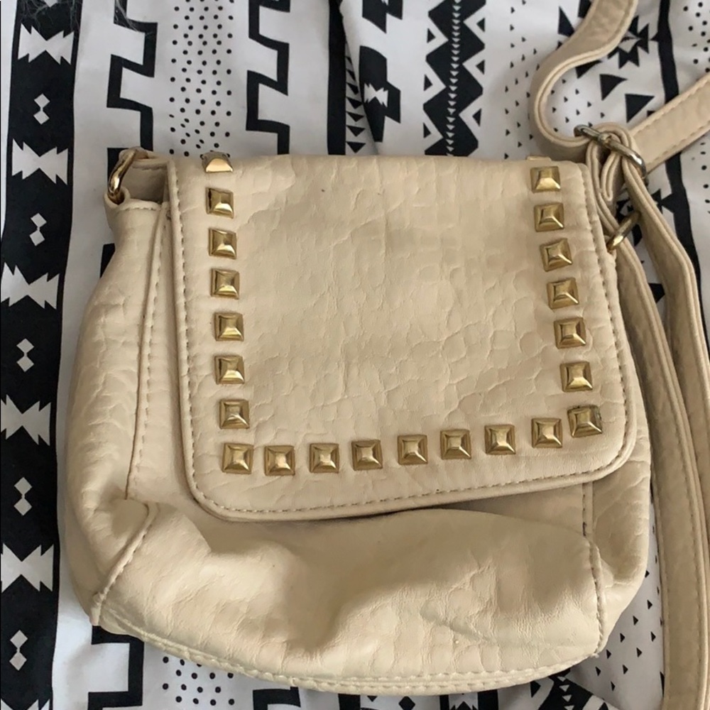 Cross body
